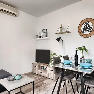 Joelle Apartman Pula
