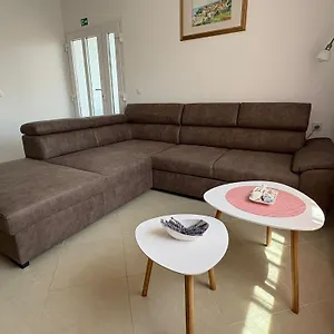 https://apartman-ante-krk-island.primorje-gorskikotar.com